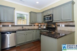 l2b854745-m11xd-w640_h480_q80